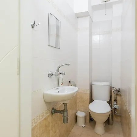 Calm Space In Center Appartamento Varna