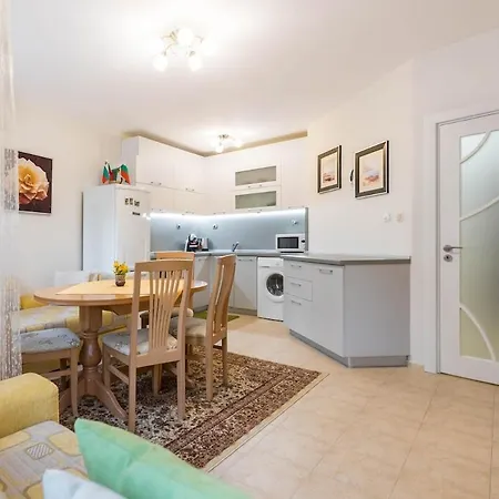 Apartment Spacious 1 Bedroom Near Sevastopol Varna