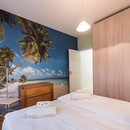 Spacious 1 Bedroom Near Sevastopol Apartment