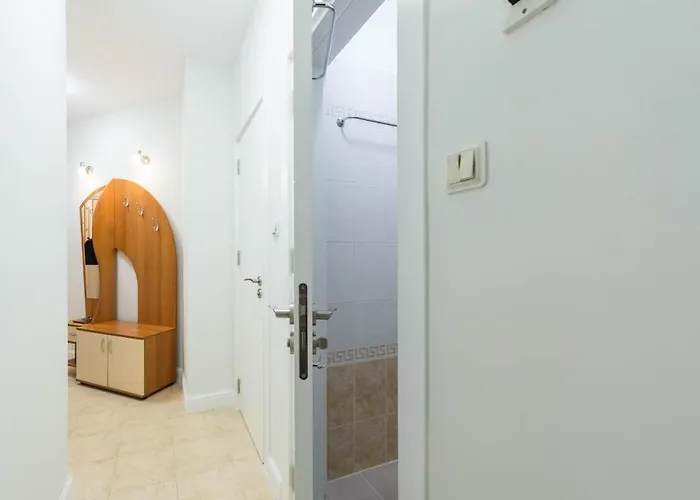 Calm Space In Center דירה וארנה