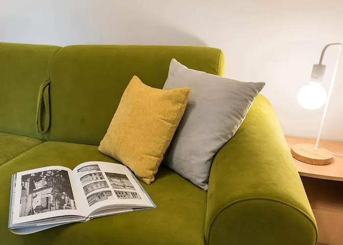 Calm Space In Center דירה *